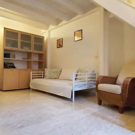 Holiday House Nel Cuore Di בארי מראה חיצוני תמונה