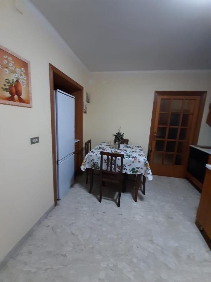 Holiday House Nel Cuore Di בארי מראה חיצוני תמונה