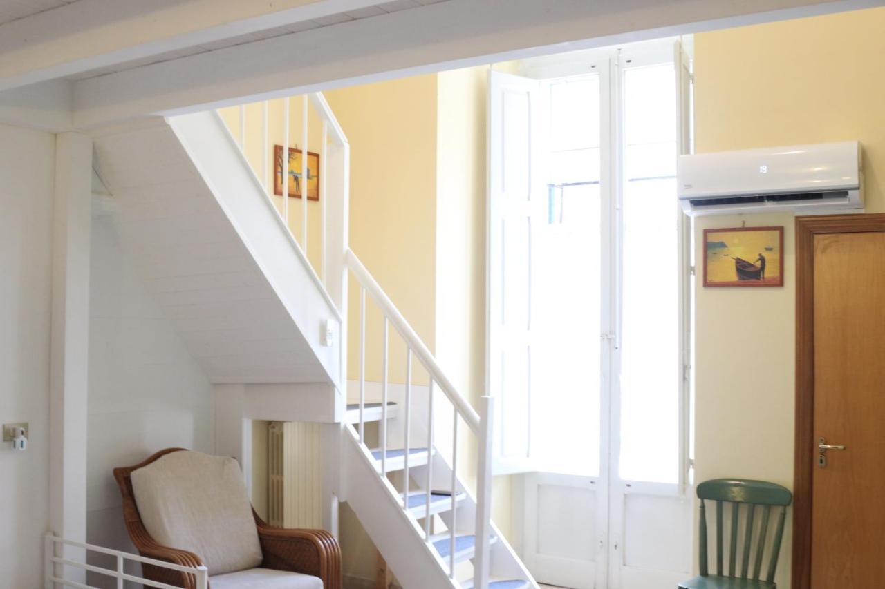Holiday House Nel Cuore Di בארי מראה חיצוני תמונה
