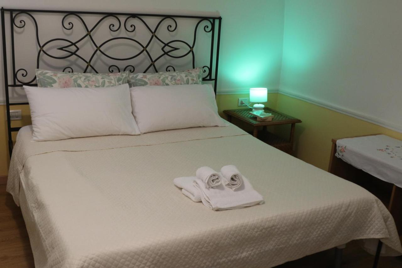 Holiday House Nel Cuore Di בארי מראה חיצוני תמונה