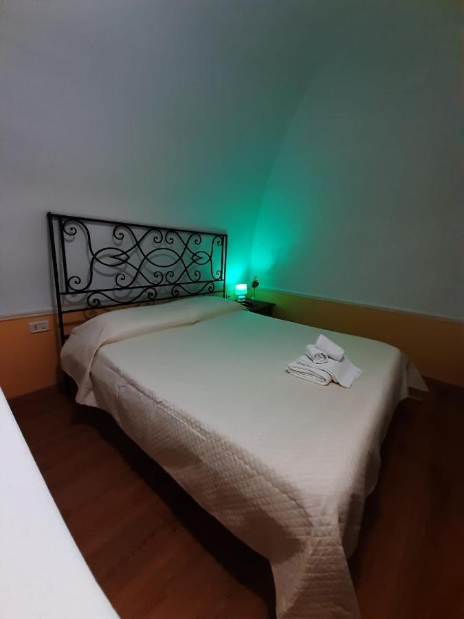 Holiday House Nel Cuore Di בארי מראה חיצוני תמונה