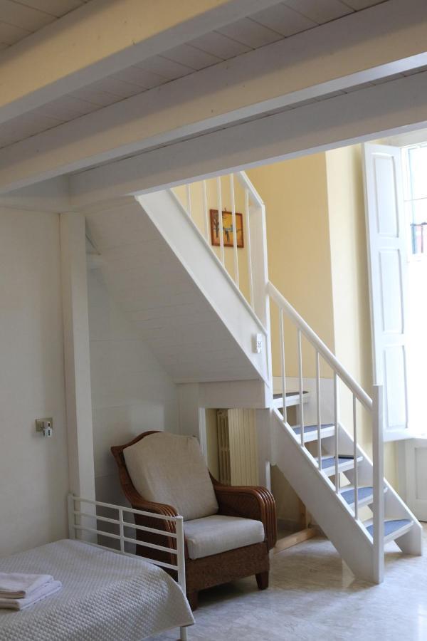 Holiday House Nel Cuore Di בארי מראה חיצוני תמונה