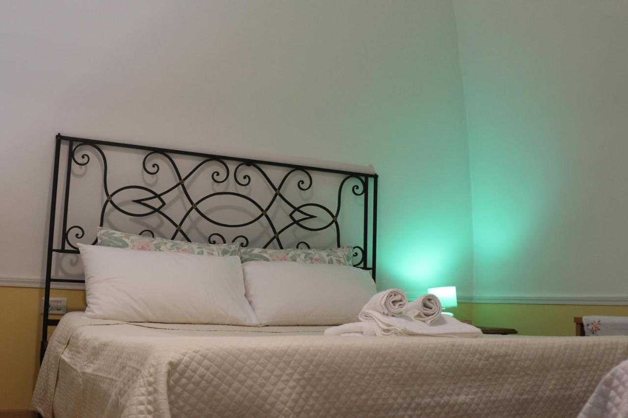 Holiday House Nel Cuore Di בארי מראה חיצוני תמונה