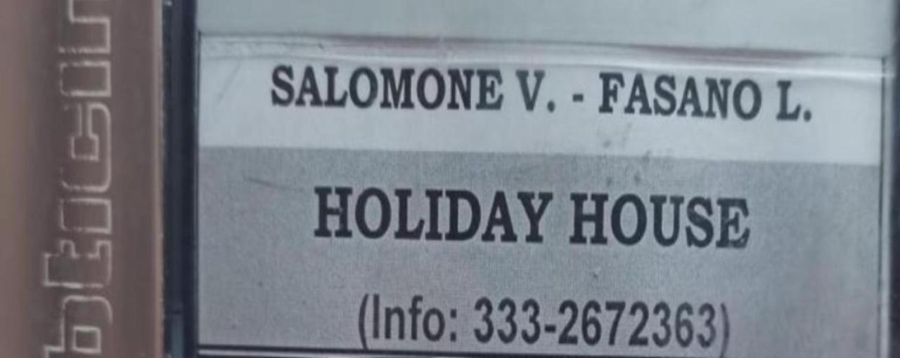 Holiday House Nel Cuore Di בארי מראה חיצוני תמונה
