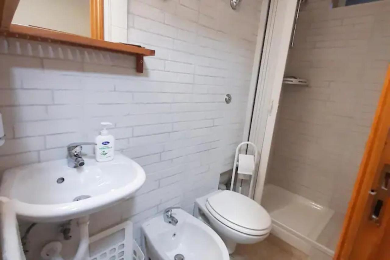 Holiday House Nel Cuore Di בארי מראה חיצוני תמונה
